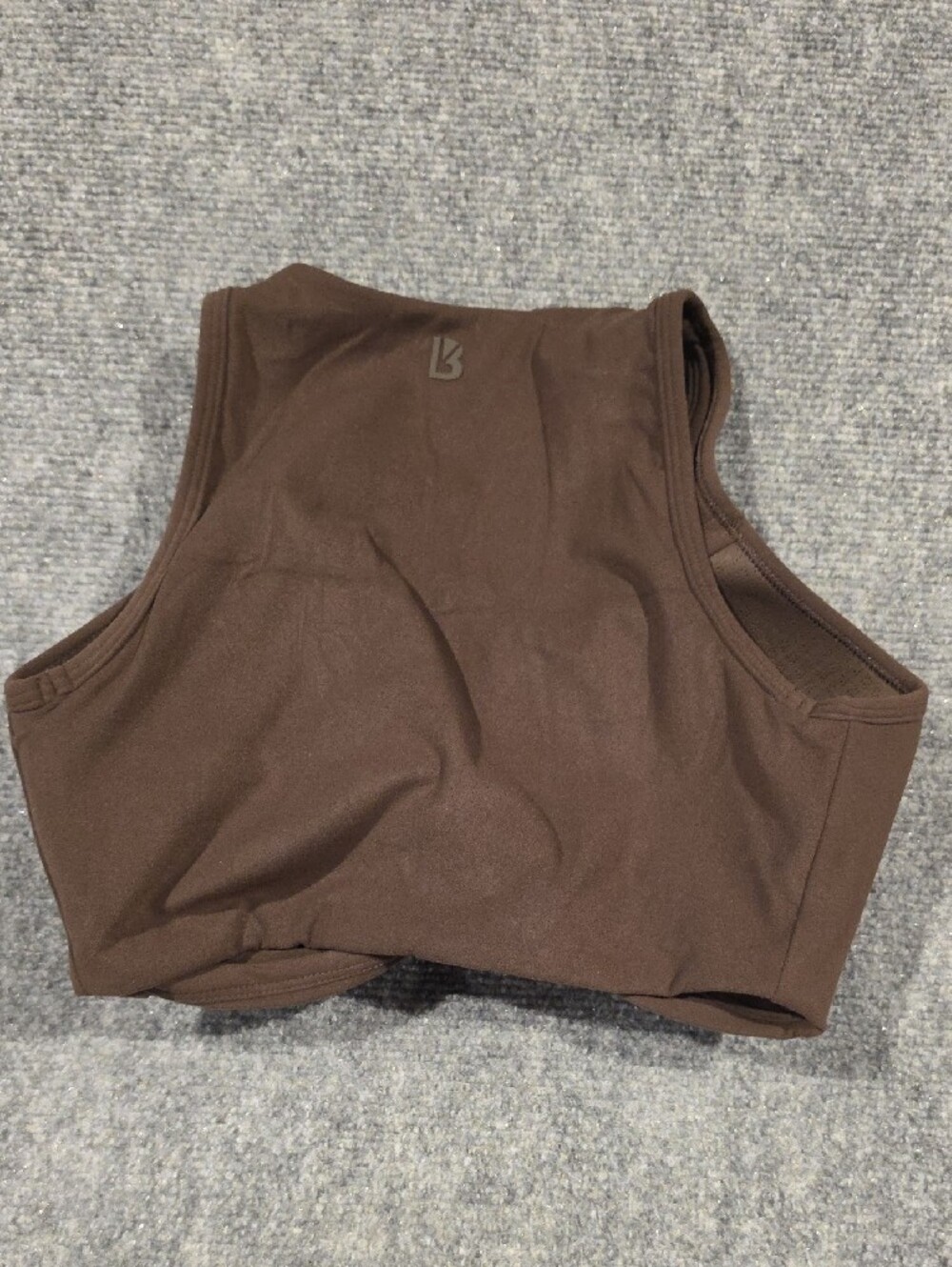 BuffBunny Twisted Curve Sportsbra Color Cold Brew Size Medium NEW!! - Picture 4 of 9